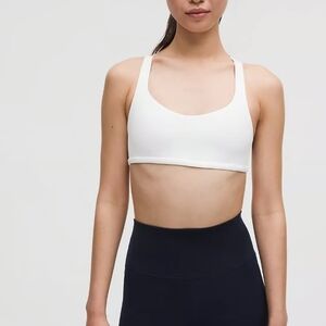 Lululemon free to be wild white size 4 Sports Yoga Open Back Strappy Bra A/B Cup